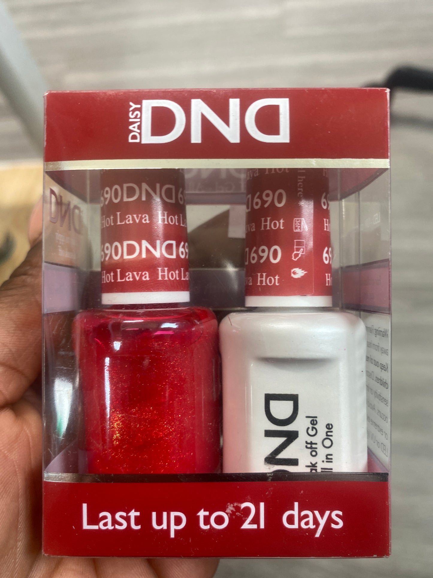 DND NAIL POLISH